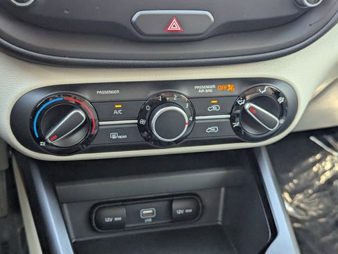 Certified 2022 Kia Soul LX image 26