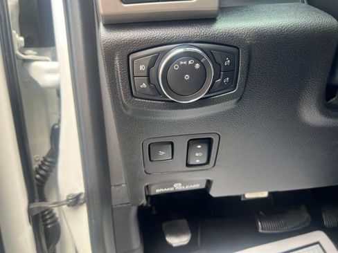 Used 2021 Ford F250 Lariat AWD/4WD image 17