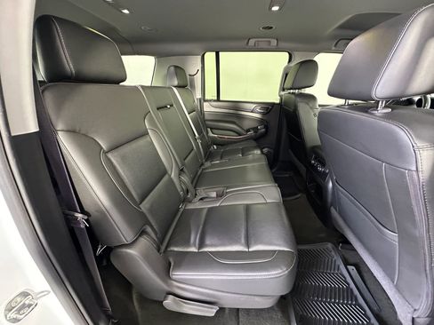 Used 2017 GMC Yukon XL SLT image 40