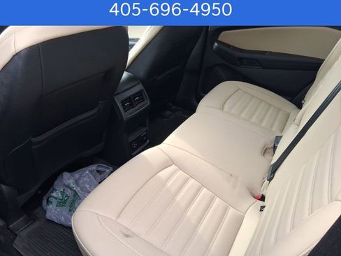 Used 2021 Ford Edge SEL w/ Convenience Package image 7