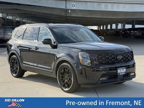 Used 2021 Kia Telluride SX w/ Nightfall Edition Package AWD/4WD image 2