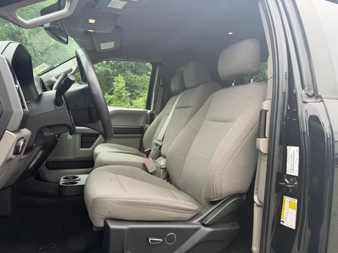 Used 2017 Ford F150 XLT w/ Equipment Group 301A Mid AWD/4WD image 10