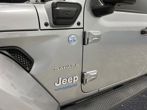 Used 2021 Jeep Wrangler Unlimited Sahara image 35