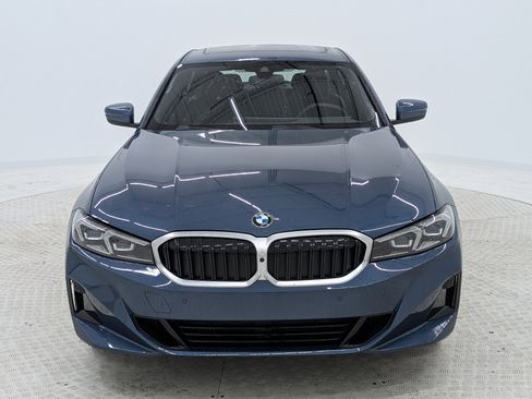 New 2025 BMW 330i Sedan w/ Convenience Package image 3