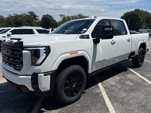 New 2026 GMC Sierra 2500 AT4 w/ AT4 Premium Plus Package AWD/4WD image 28