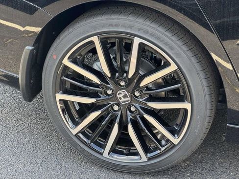 New 2026 Honda Accord Touring image 5