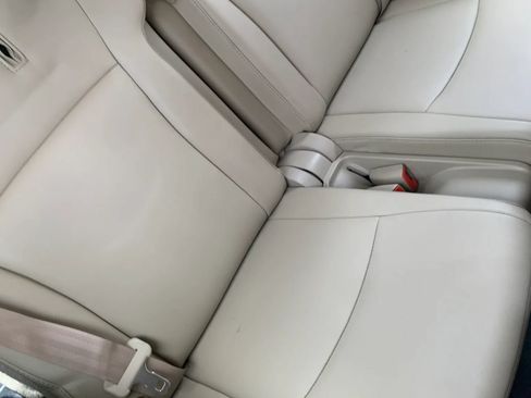 Used 2011 Toyota Highlander Limited FWD image 15