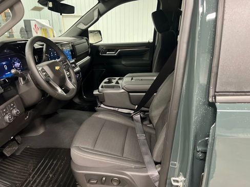 New 2026 Chevrolet Silverado 1500 LT image 12