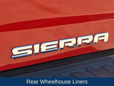 Used 2015 GMC Sierra 1500 SLT w/ SLT Crew Cab Value Package image 32