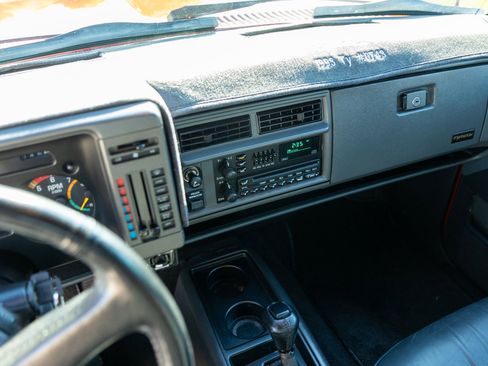 Used 1993 GMC Jimmy SLT image 40