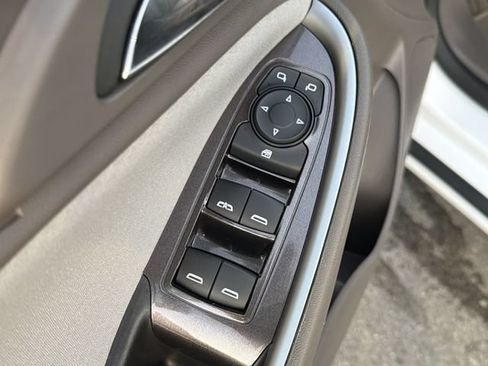 Used 2024 Chevrolet Malibu LT FWD image 19
