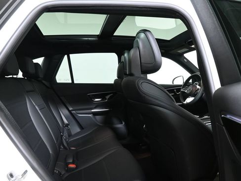 Certified 2025 Mercedes-Benz GLC 300 4MATIC image 23