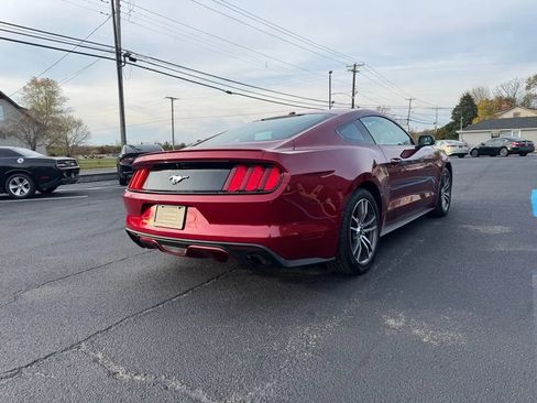 Used 2016 Ford Mustang Premium image 3