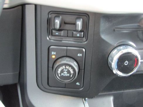 Certified 2022 Ford F150 XLT w/ Equipment Group 302A High image 25