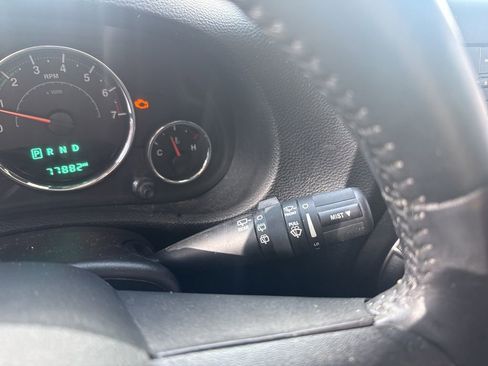 Used 2018 Jeep Wrangler Unlimited Sport S image 19