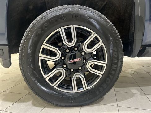 Certified 2022 GMC Sierra 2500 AT4 w/ AT4 Premium Plus Package AWD/4WD image 30