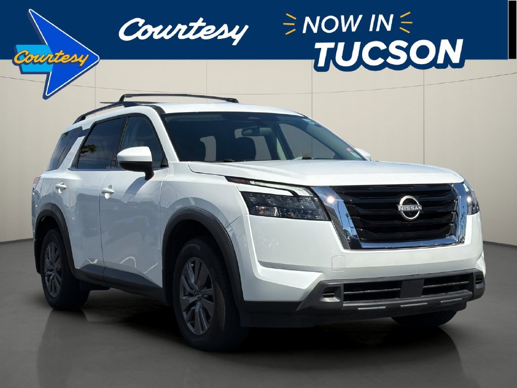 Used 2025 Nissan Pathfinder SV FWD image 1