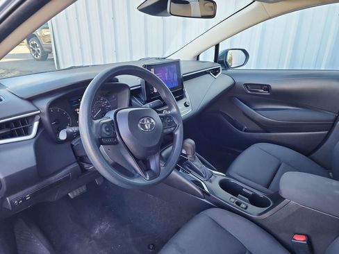 Used 2023 Toyota Corolla LE image 14