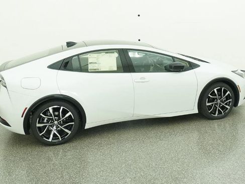 New 2026 Toyota Prius Plug-In Hybrid image 24