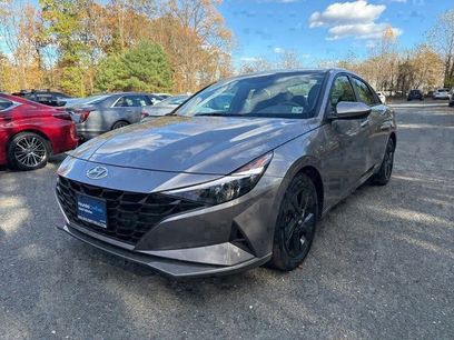 Used 2023 Hyundai Elantra SEL
