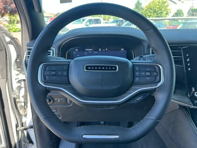 Used 2024 Jeep Wagoneer Series II AWD/4WD image 19