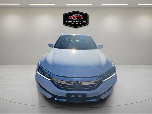 Used 2016 Honda Accord EX-L image 9