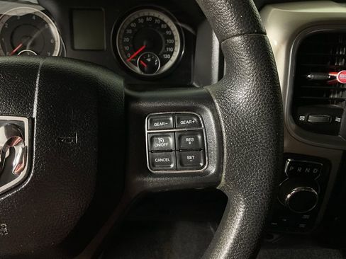 Used 2019 RAM 1500 Classic SLT AWD/4WD image 26