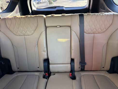 Used 2021 Hyundai Santa Fe Calligraphy image 18