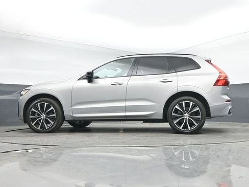 Used 2023 Volvo XC60 B5 Plus w/ Climate Package image 14