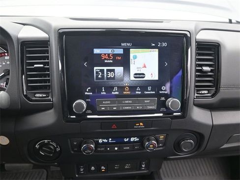 Used 2022 Nissan Frontier PRO-4X w/ Pro-4X Premium Package image 8