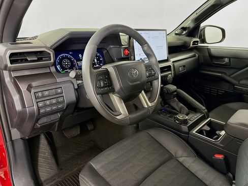 Used 2025 Toyota 4Runner TRD Off-Road Premium AWD/4WD image 10