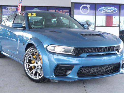 Used 2022 Dodge Charger SRT Hellcat RWD image 2