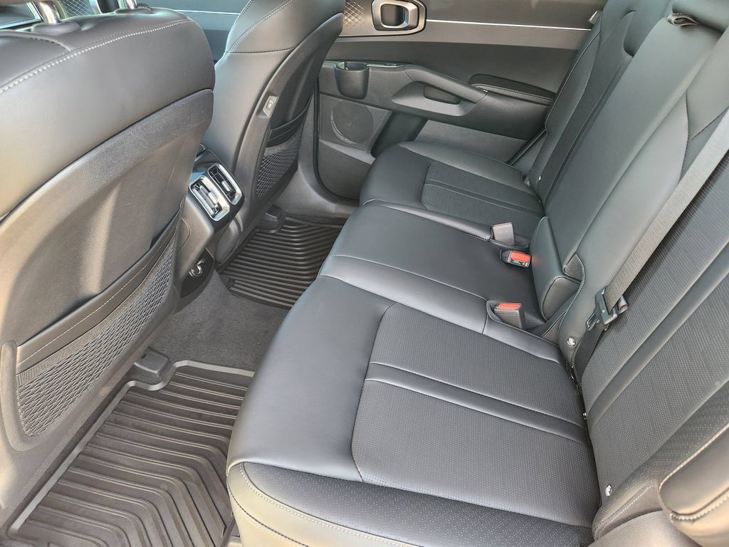 New 2026 Kia Sorento S w/ S Panoramic Sunroof Package AWD/4WD image 24