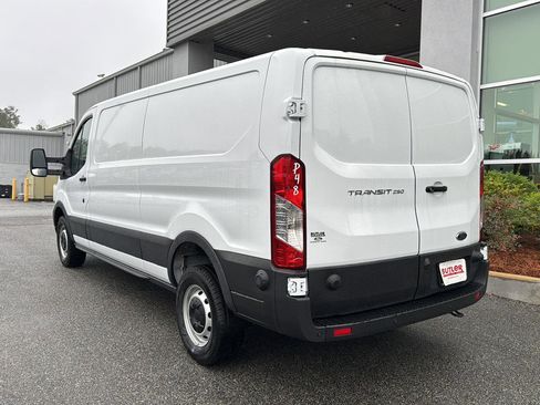 New 2024 Ford Transit 250 Low Roof image 4