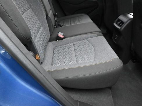 Used 2024 Chevrolet Equinox LT FWD image 38
