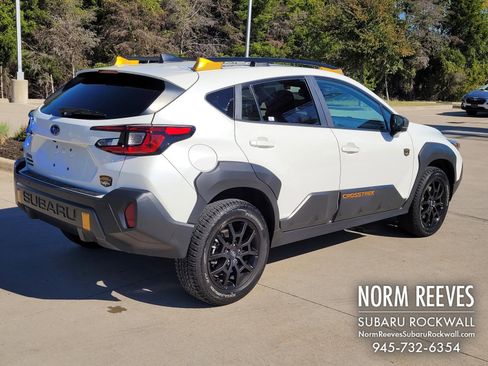 Used 2024 Subaru Crosstrek 2.5i Wilderness image 17