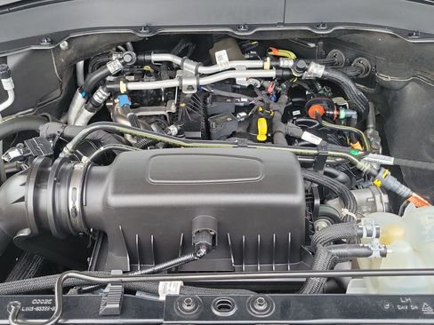 Used 2022 Ford Explorer XLT image 29