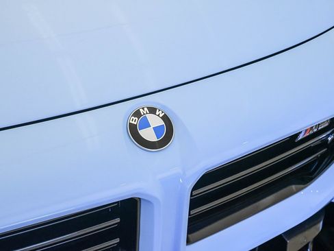 Used 2026 BMW M2 w/ Carbon Package RWD image 8