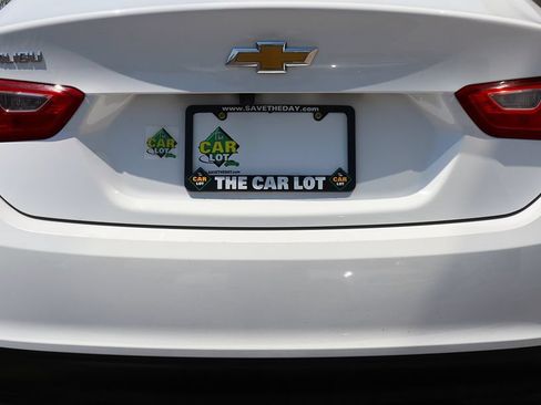 Used 2023 Chevrolet Malibu LT FWD image 21