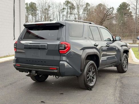 Used 2025 Toyota 4Runner SR5 image 20