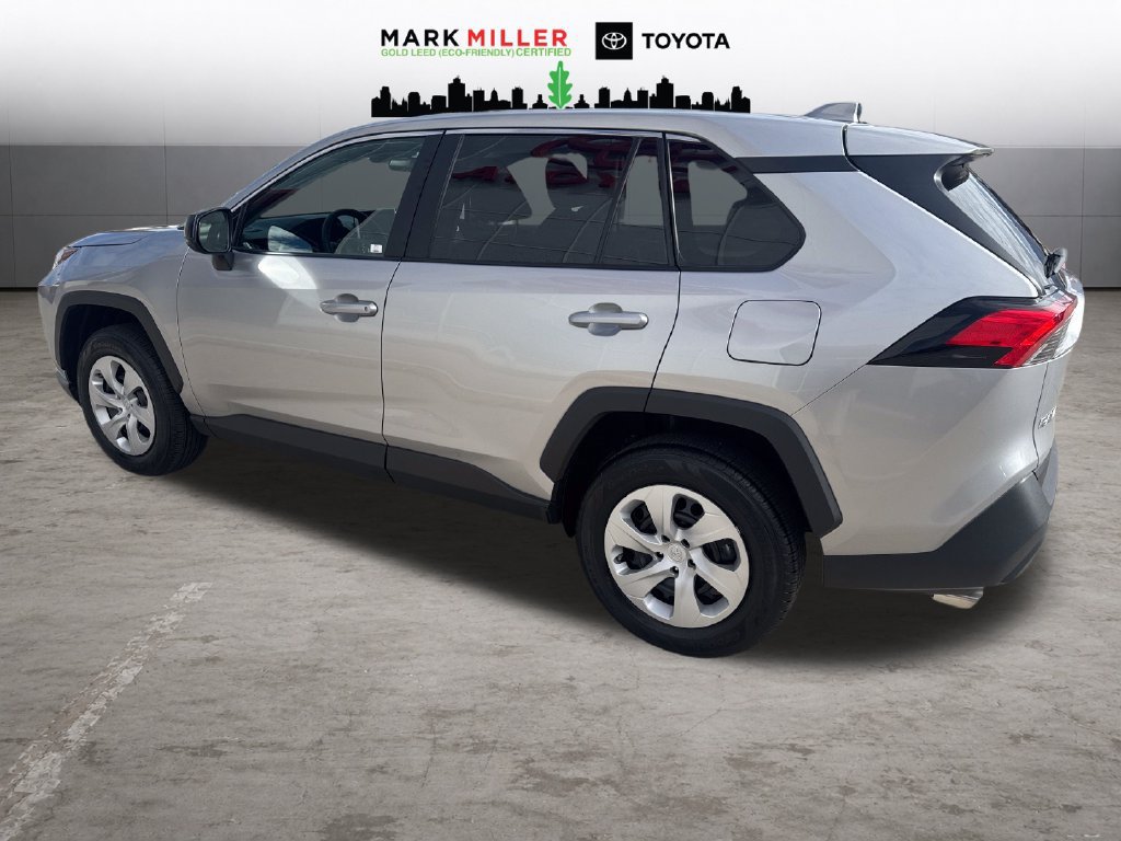 Certified 2025 Toyota RAV4 LE AWD/4WD image 3
