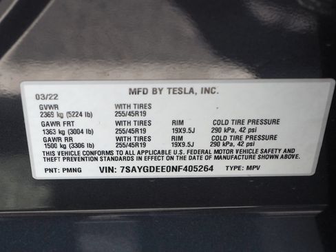 Used 2022 Tesla Model Y Long Range AWD/4WD image 6
