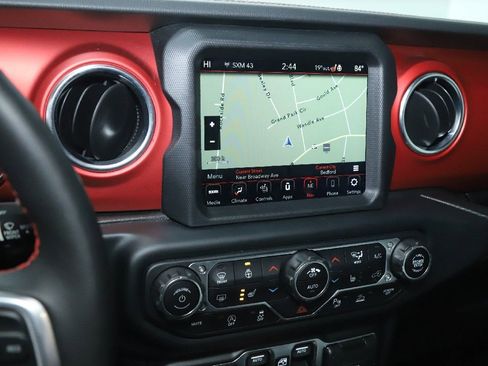 Used 2020 Jeep Gladiator Rubicon image 24