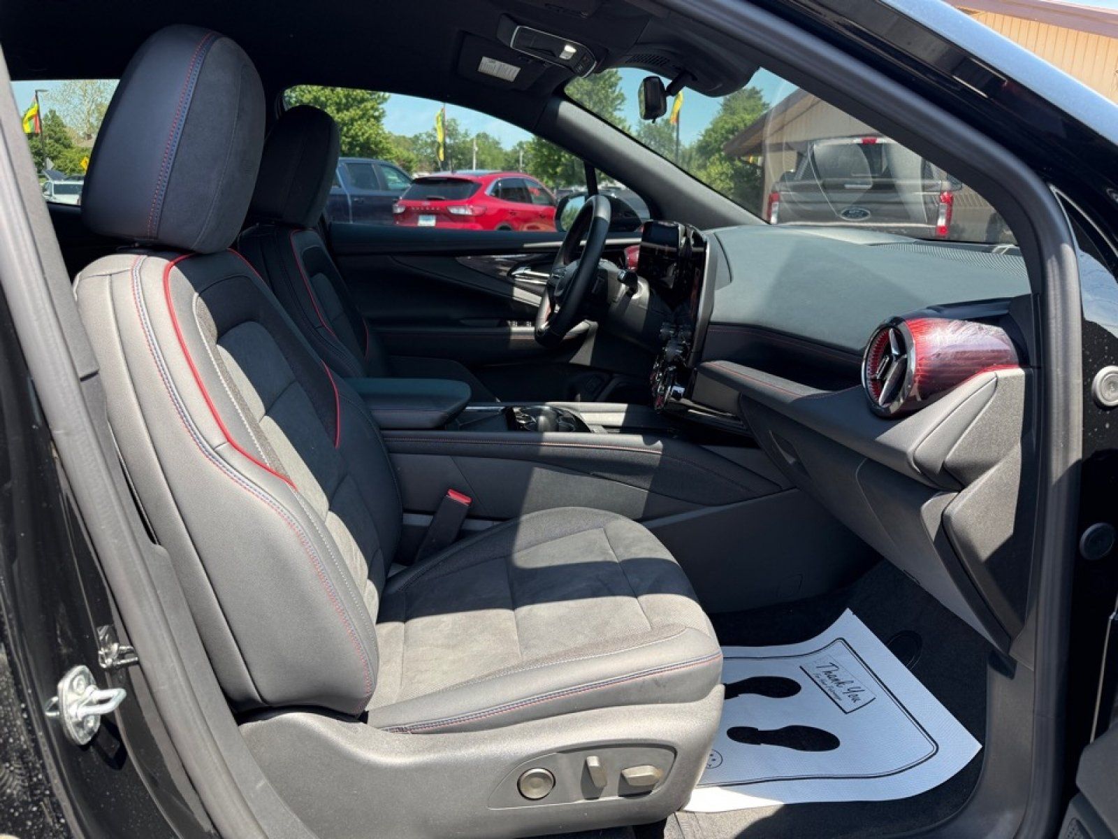 Used 2024 Chevrolet Blazer EV RS AWD/4WD image 25