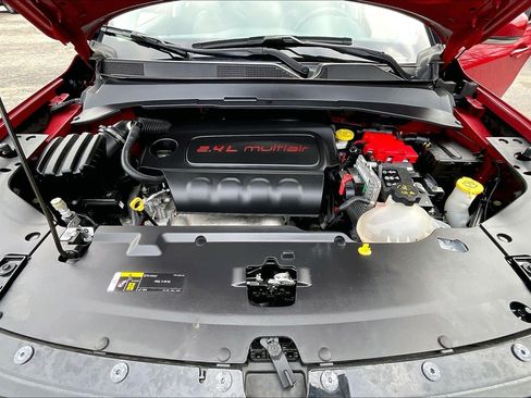 Certified 2021 Jeep Compass Limited w/ Sun and Sound Group image 9