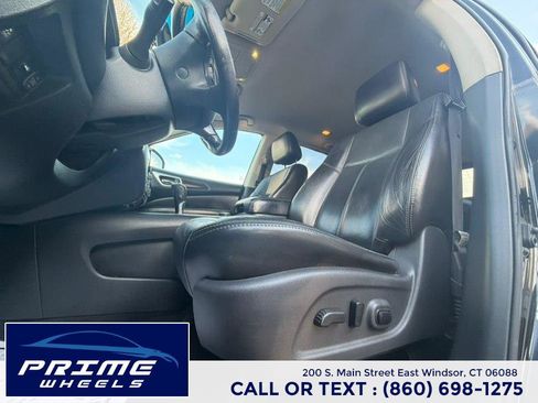 Used 2014 Nissan Pathfinder SL w/ SL Tech Package image 10