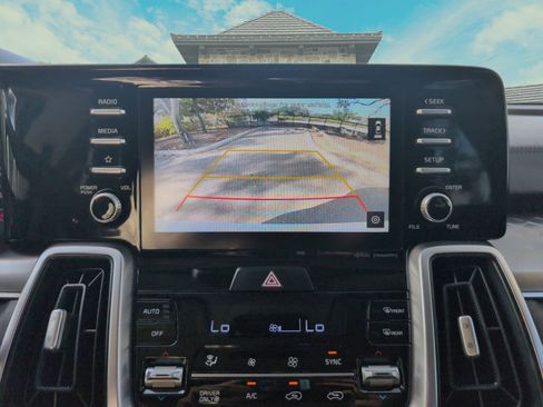 Used 2021 Kia Sorento EX image 22