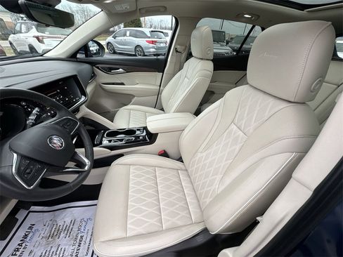 Used 2023 Buick Envision Avenir image 11