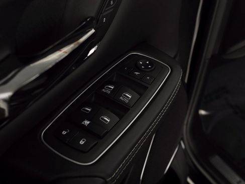 Certified 2022 RAM 1500 Limited w/ Trailer Tow Group image 21