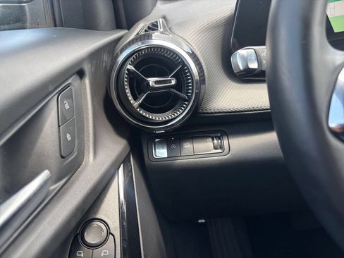 Used 2025 Chevrolet Equinox LT FWD image 35